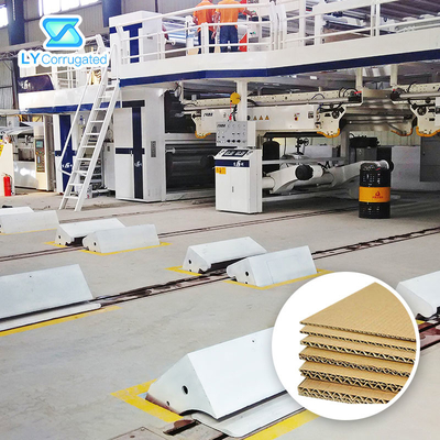 7 vouwproductielijn Van golfkarton 2800mm 200m/Min Operating Speed